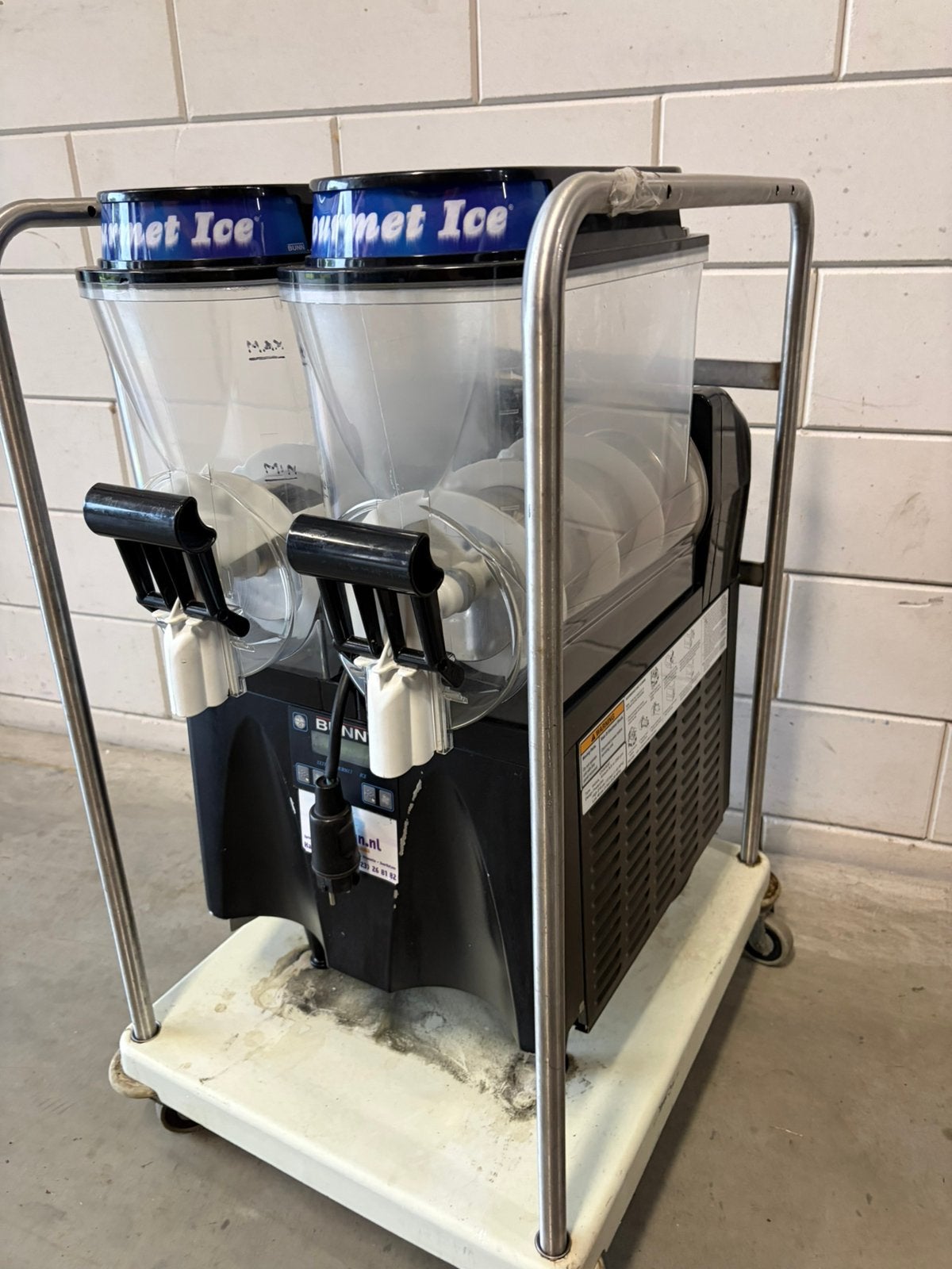 Bunn slushmachine, Ophalen, Koelen en Vriezen