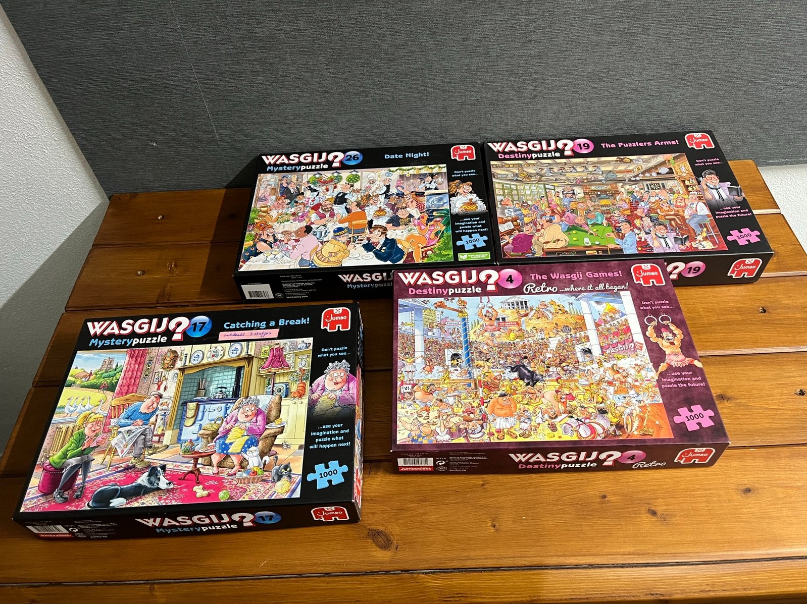3 Wasgij puzzels plus één niet complete gratis., Ophalen of Verzenden, 500 t/m 1500 stukjes, Zo goed als nieuw
