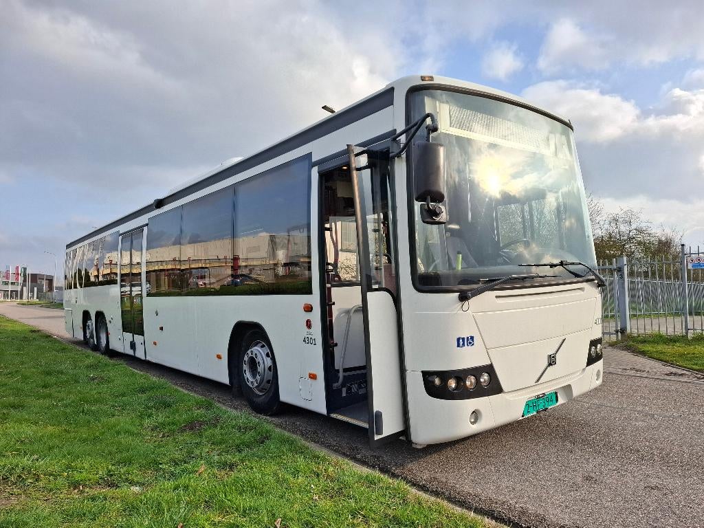*VOLVO*8700LE*B12B*EURO5*57PL*AIRCO*AUTOMATIC, Auto's, Vrachtwagens, Automaat, Euro 5, Stof, Bedrijf