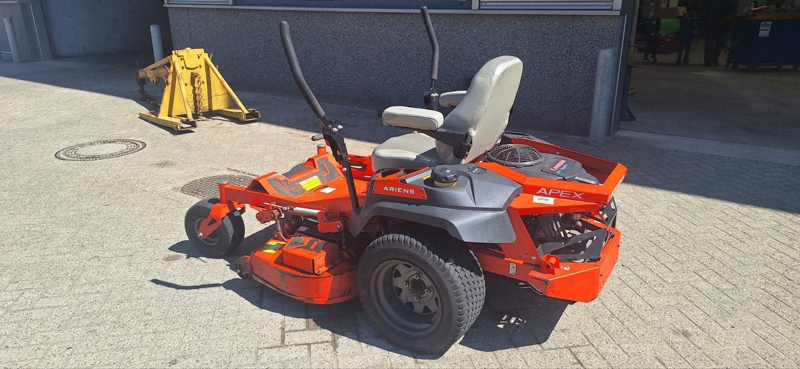 Ariens APEX 48 Zero-Turn Maaier met Kawasaki Motor, Cirkelmaaier, Gebruikt, Elektrische starter, Ophalen of Verzenden