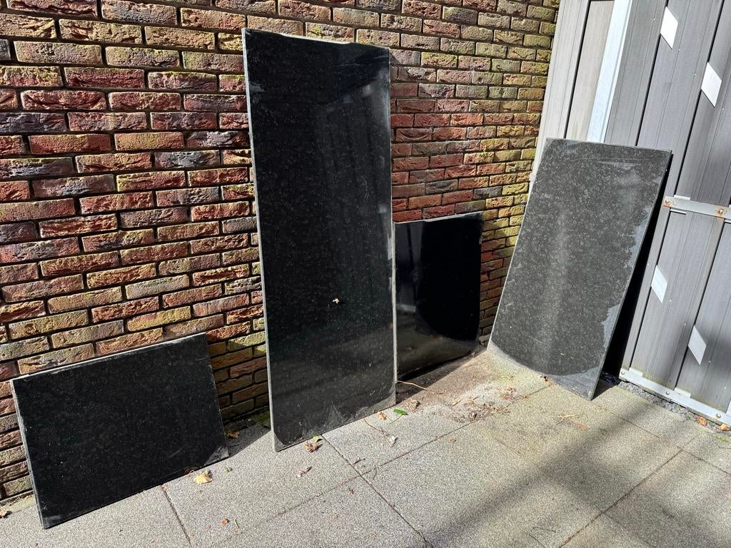 4 granieten/natuurstenen platen/vensterbanken, Doe-het-zelf en Verbouw, Platen en Panelen, Ophalen, Gebruikt, Overige materialen