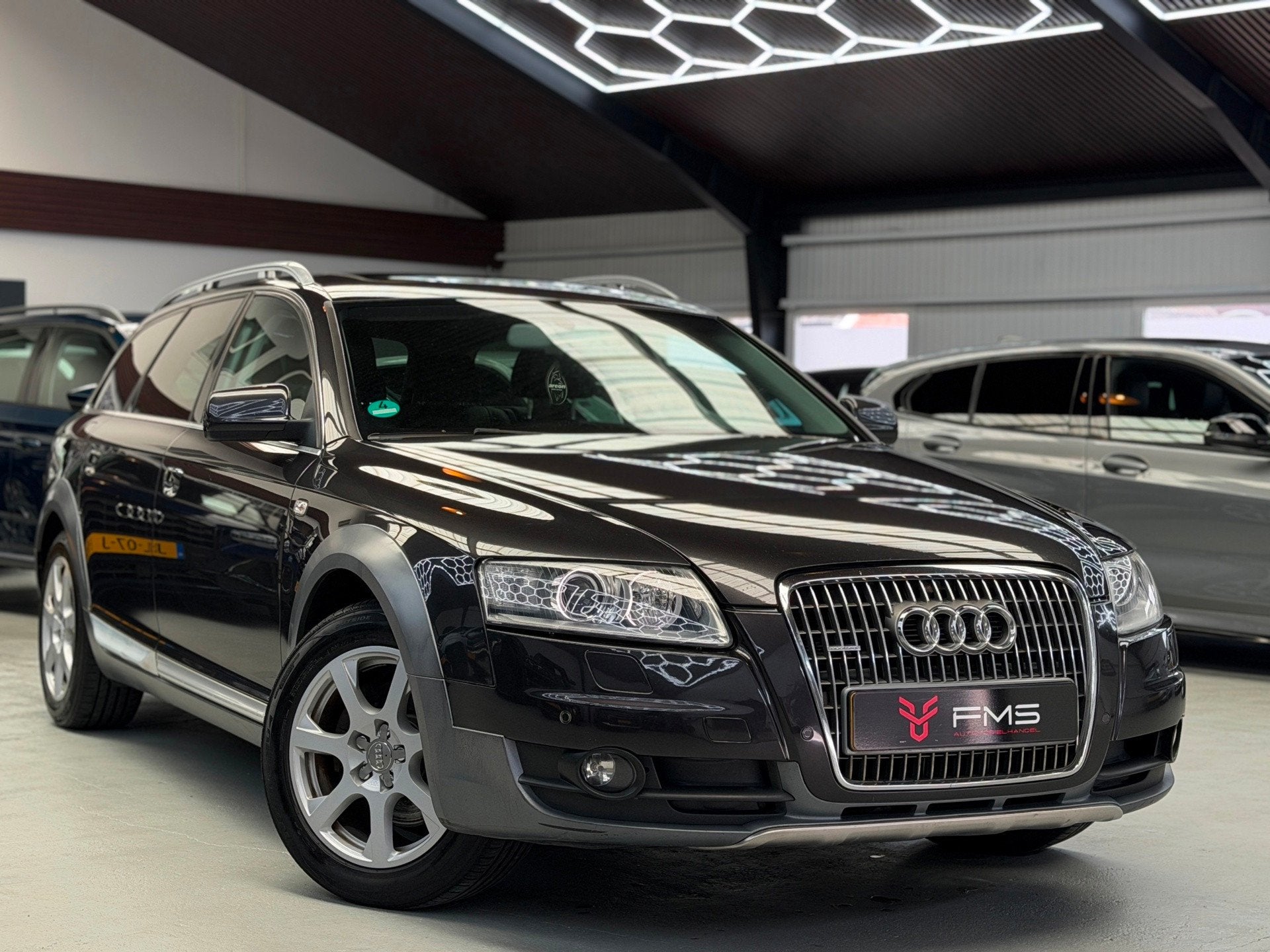 Audi A6 allroad quattro 3.0 TDI Pro Line CarPlay Luchtvering, Auto's, Automaat, Gebruikt, Zwart, 233 pk