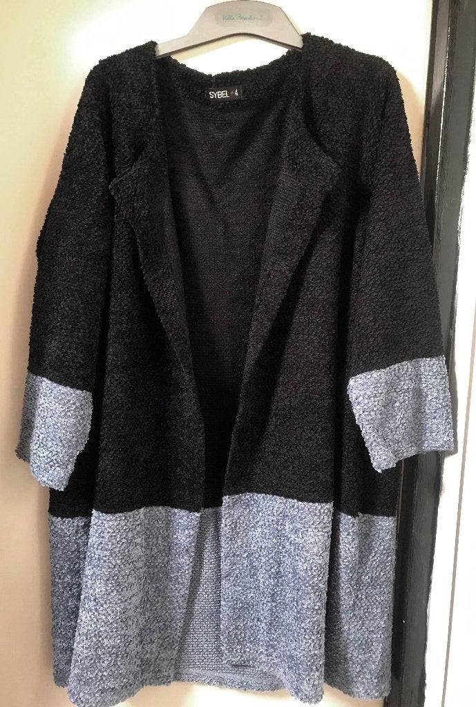 SYBEL vest lang maat 4 = 52-54, Kleding | Dames, Verzenden, Zo goed als nieuw, Maat 46/48 (XL) of groter, Overige kleuren