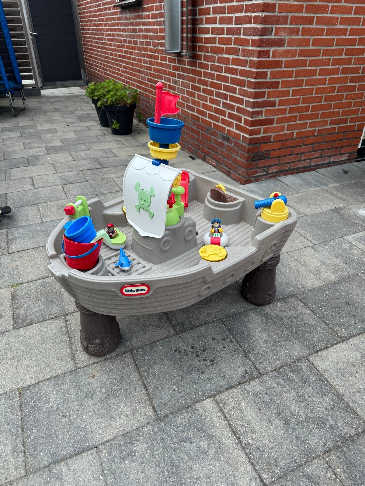 Little Tikes Waterbaan Piraat - Urenlang Speelplezier!, Kinderen en Baby's, Speelgoed | Buiten | Los speelgoed, Ophalen, Gebruikt