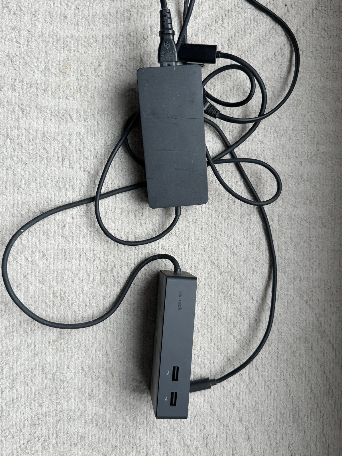 Microsoft Surface Docking Station met Voeding, Ophalen of Verzenden, Gebruikt, Docking station, Laptop
