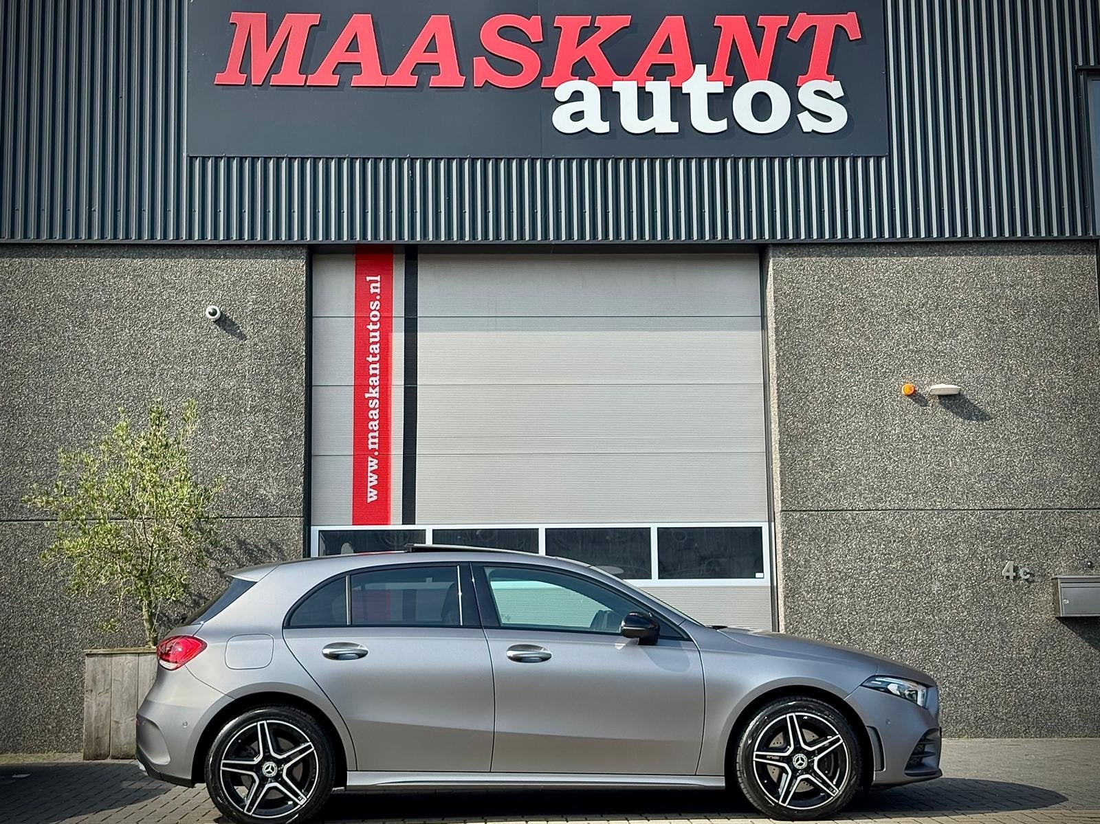 Mercedes A-Klasse 250 e AMG Limited / Pano / Acc / Hud / NL, Auto's, Automaat, Gebruikt, 4 cilinders, Bedrijf