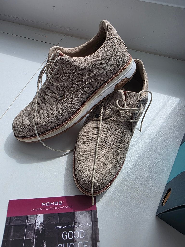 Rehab schoenen., Overige kleuren, Ophalen of Verzenden, Zo goed als nieuw, Rehab