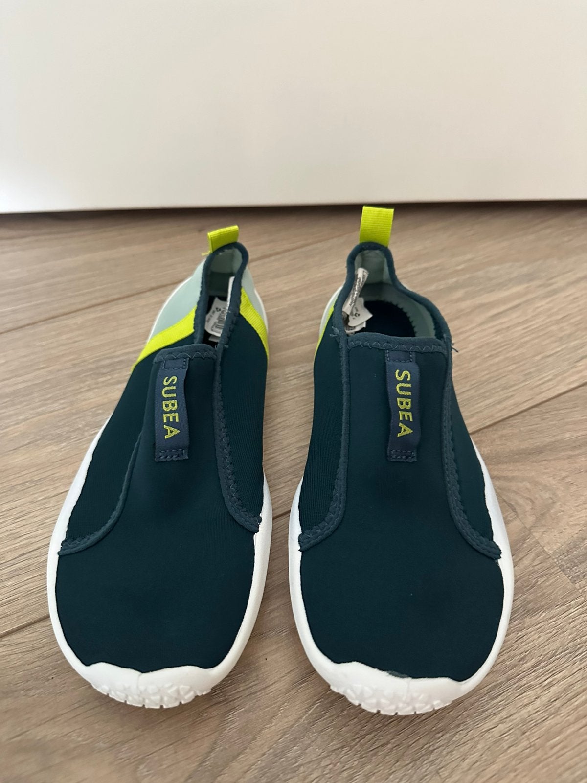 Waterschoenen maat 36/37 Decathlon, Kinderen en Baby's, Kinderkleding | Schoenen en Sokken, Ophalen of Verzenden, Zo goed als nieuw