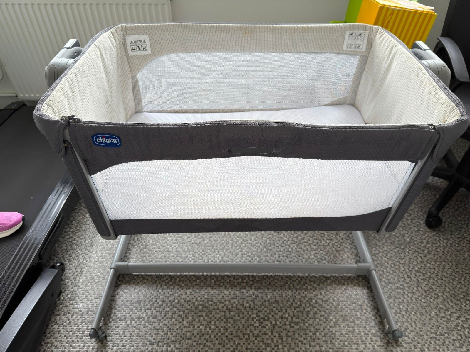 zeer nette Chicco Next2Me co-sleeper, Kinderen en Baby's, Babywiegjes en Ledikanten, Ophalen, Zo goed als nieuw