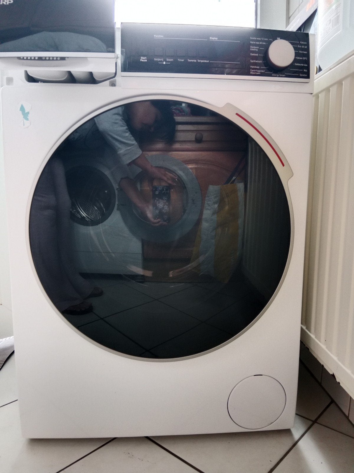 SHARP Wasmachine 8 kg - Uitstekende staat, volledig werkend, Witgoed en Apparatuur, Wasmachines, Ophalen, 1200 tot 1600 toeren