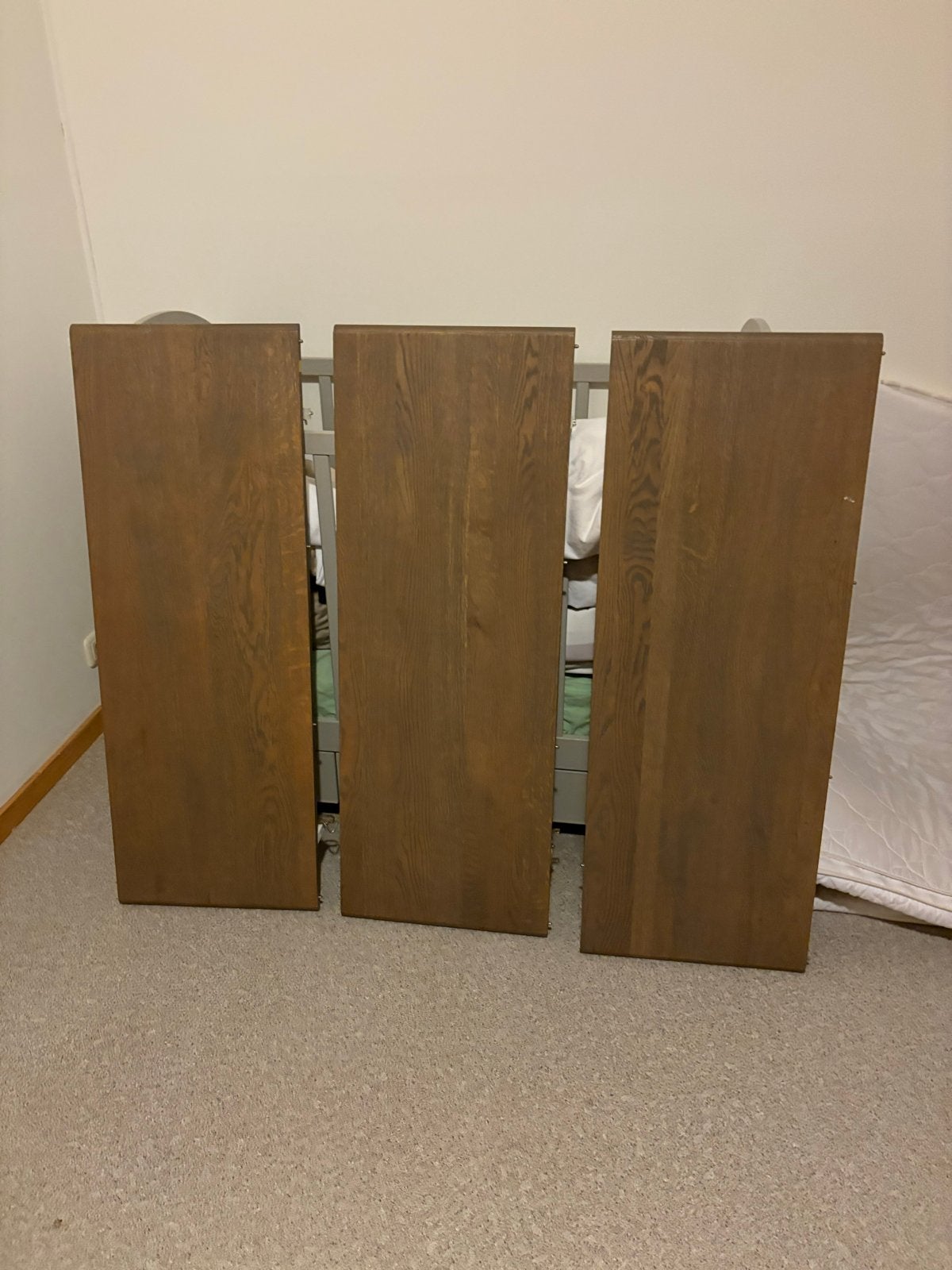Foto 10 van Uitschuifbare eettafel - Ovaal - Hout met witte poten