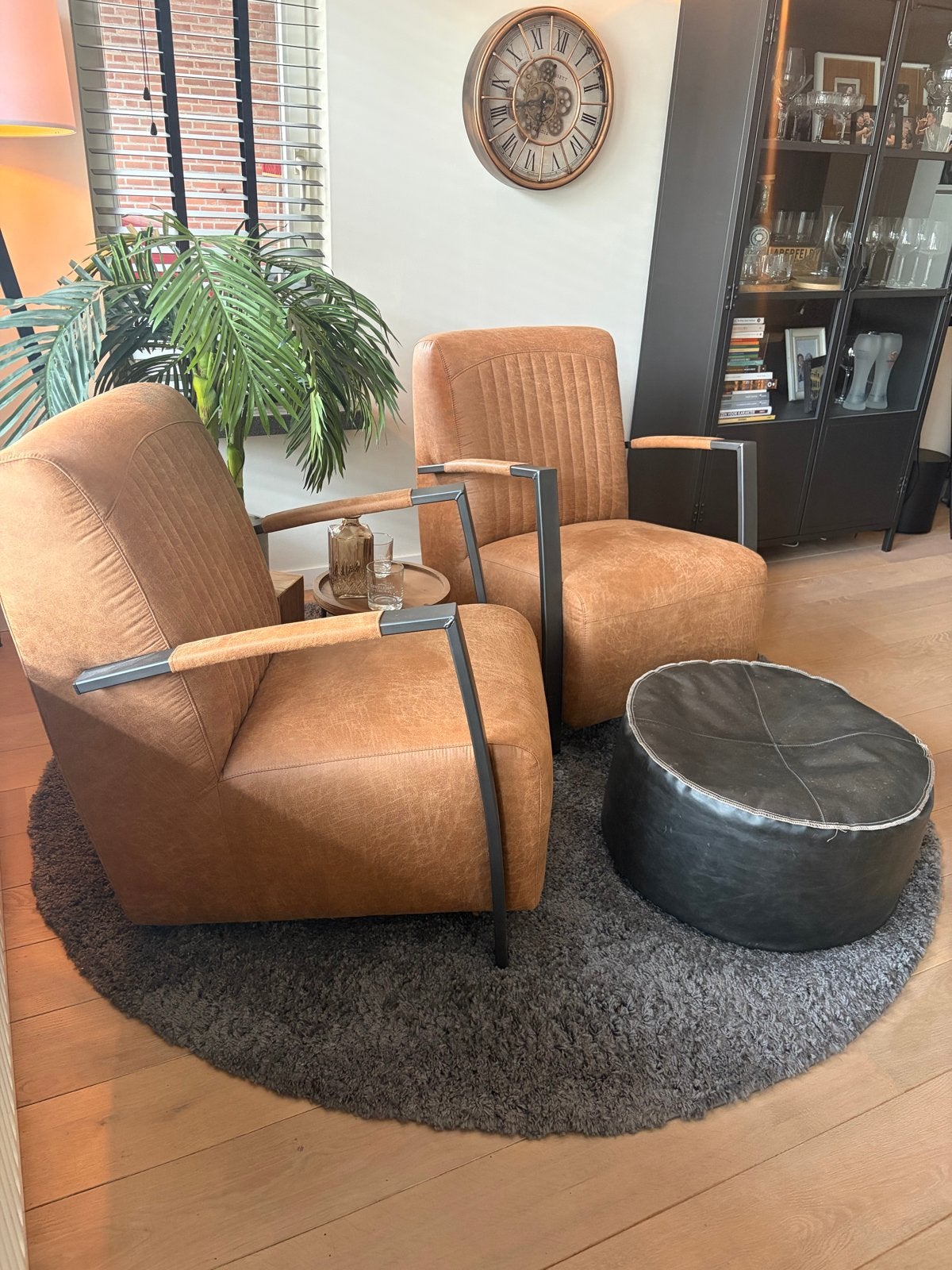 Set van 2 cognac leren fauteuils met metalen frame merk HUUS, Huis en Inrichting, Ophalen, Twee, Bruin, Leer