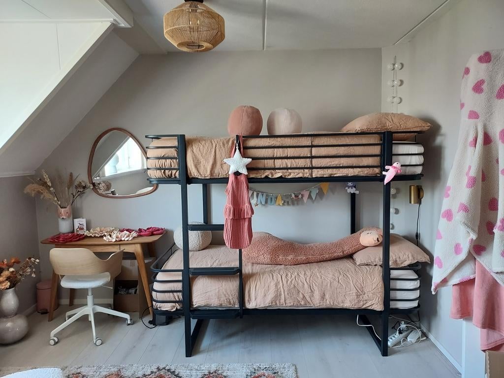 Supermooi Stapelbed!, Ophalen, Zo goed als nieuw, Stapelbed
