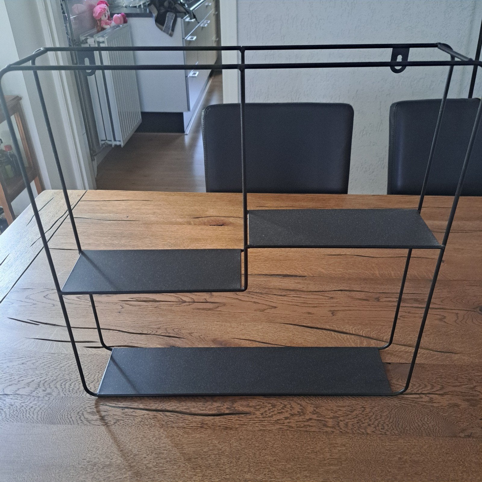 Zwart metalen wandrek met 3 planken, Ophalen of Verzenden, Zo goed als nieuw