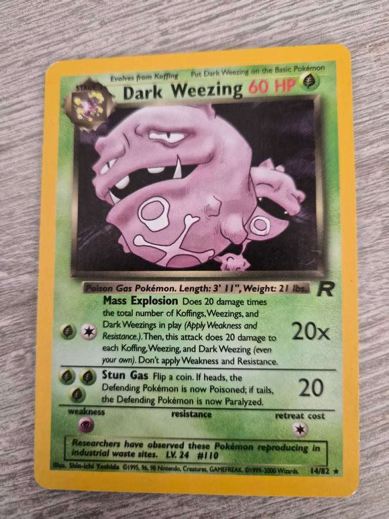 Dark Weezing holo, Ophalen of Verzenden, Gebruikt, Losse kaart, Foil