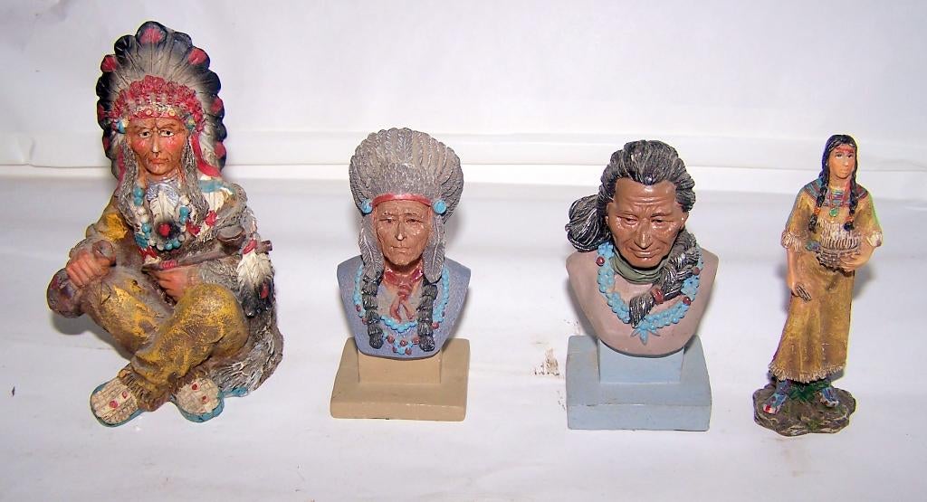 4 indianen beeldjes. Nieuwstaat. Geen beschadigingen., Ophalen of Verzenden, Nieuw, Mens
