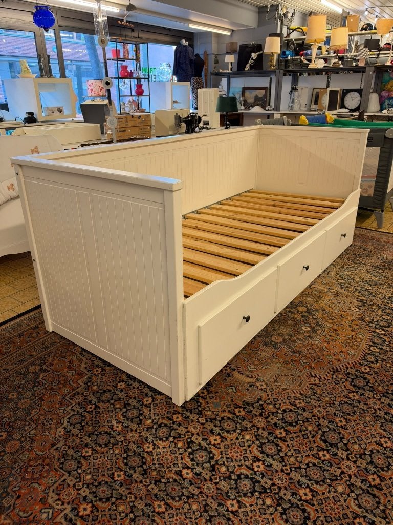 Wit eenpersoons bedframe met 3 lades, Ophalen, Gebruikt, 90 cm, Eenpersoons