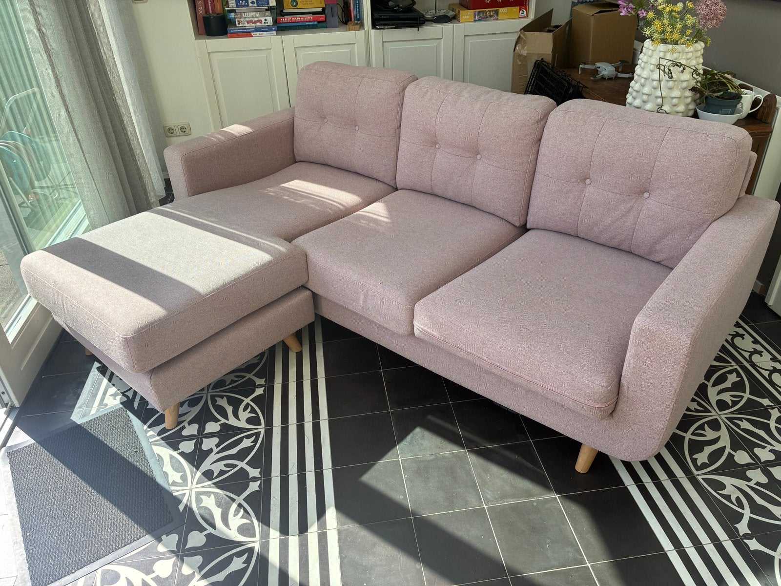 Comfortabele roze hoekbank met chaise longue, Huis en Inrichting, 100 tot 125 cm, Hoekbank, Driepersoons, Ophalen of Verzenden
