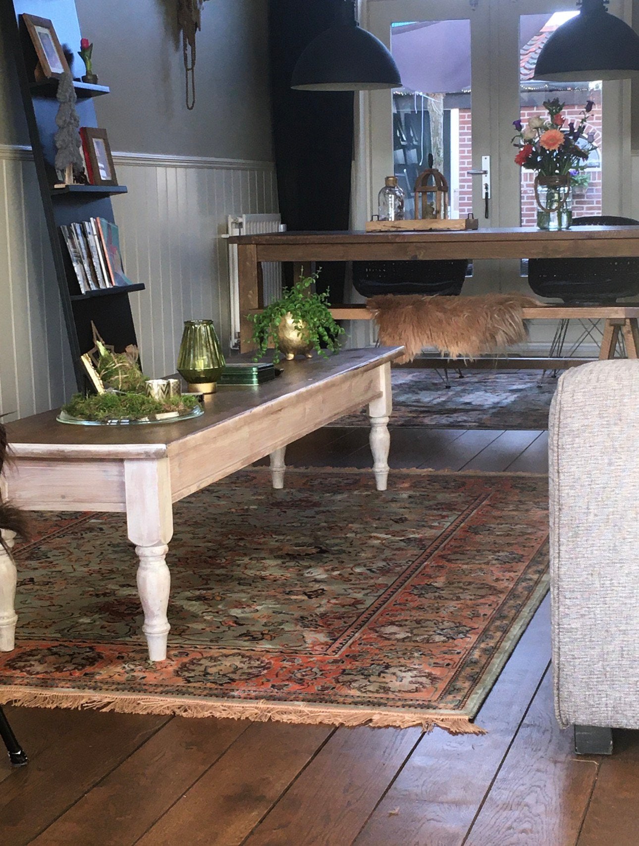 Langwerpige salontafel met gedraaide pootjes/houten blad, Huis en Inrichting, Tafels | Salontafels, Ophalen, Gebruikt, 100 tot 150 cm