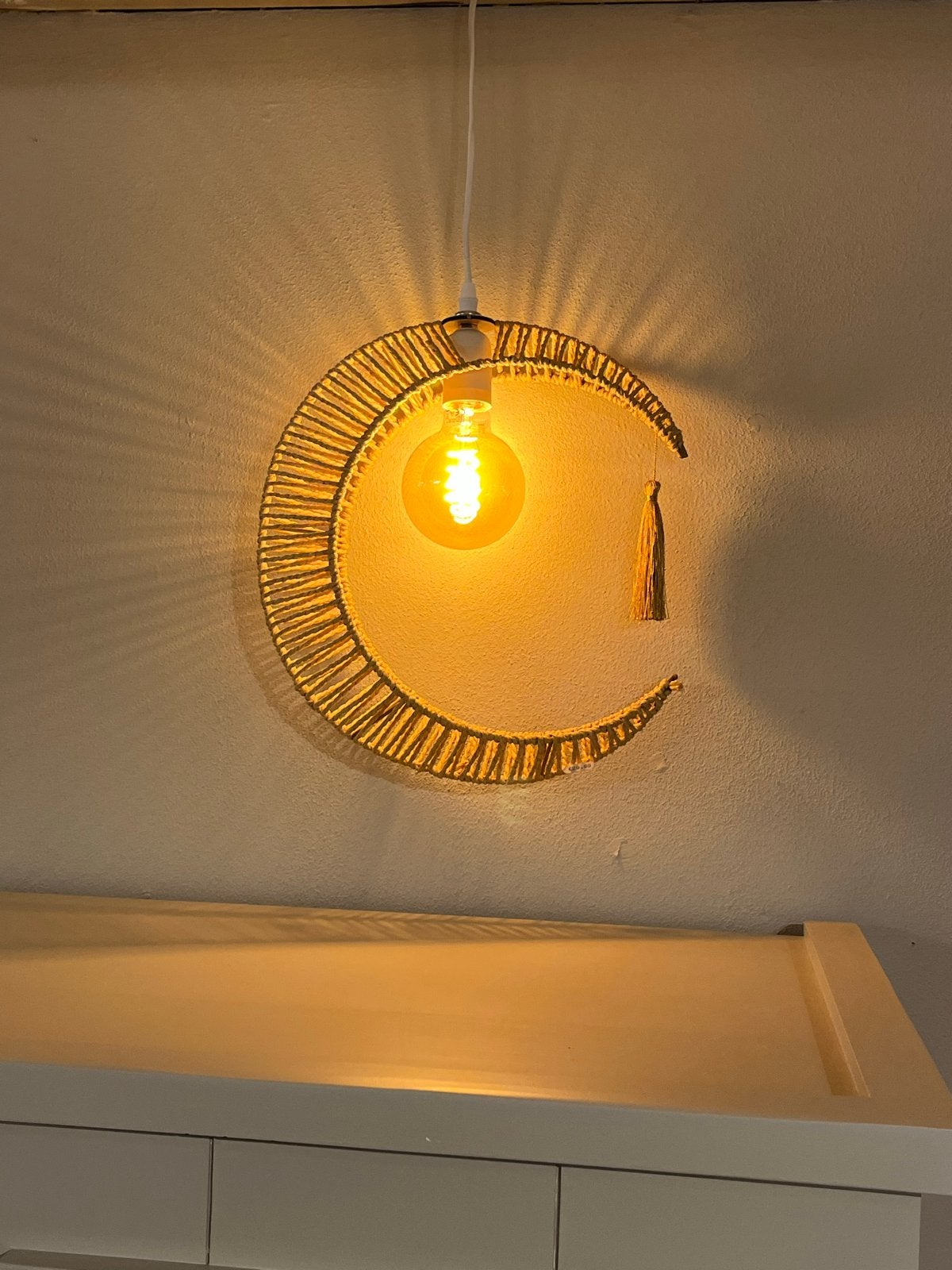 Rotan Maan Lamp - Sfeervolle Hanglamp voor Kinderkamer/Woonk, Info@juffrouw-kwast.nl, Natuurlijk materiaal, 7443BS, Nieuw