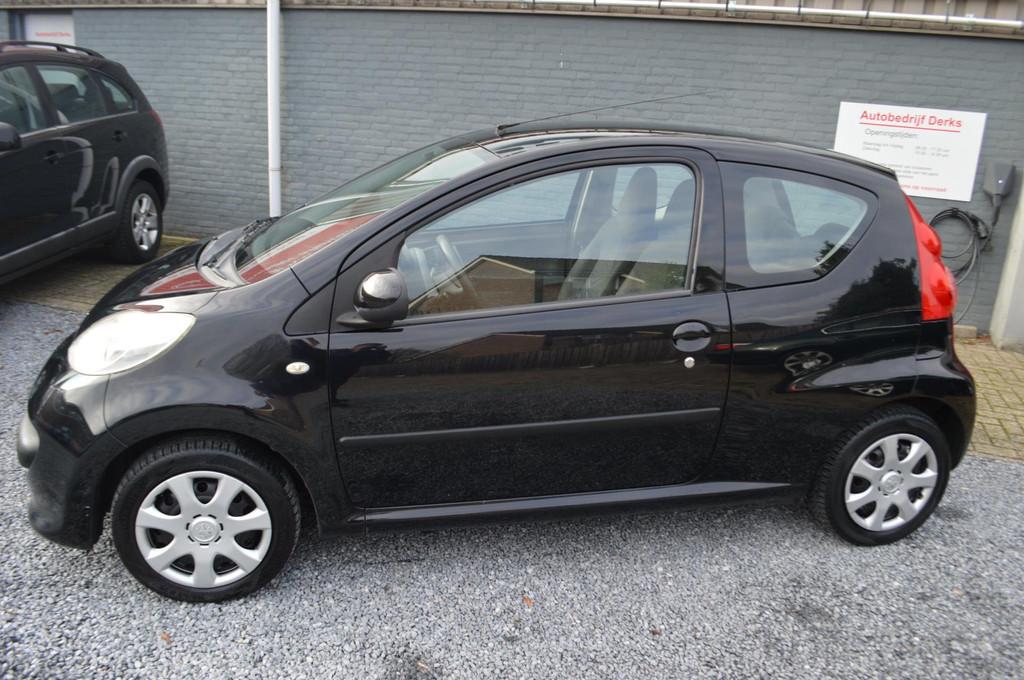 Peugeot 107 1.0-12V XR Airco Stuurbekrachtiging Jaar garanti, Voorwielaandrijving, Stof, Gebruikt, 765 kg