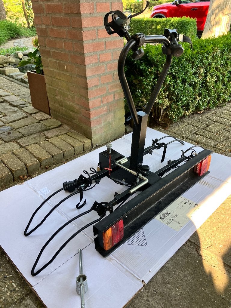 Fietsendrager, Ophalen, 2 fietsen, Gebruikt, Trekhaakdrager