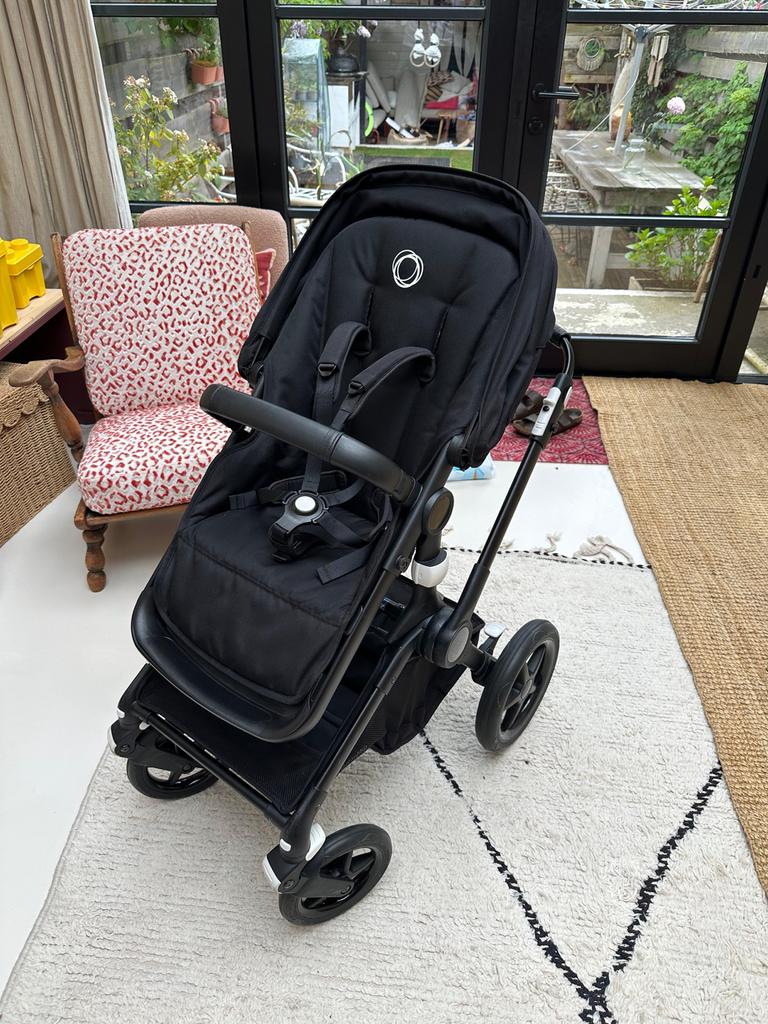 Bugaboo fox 2, Kinderen en Baby's, Buggy's, Ophalen of Verzenden, Zo goed als nieuw, Voetenzak