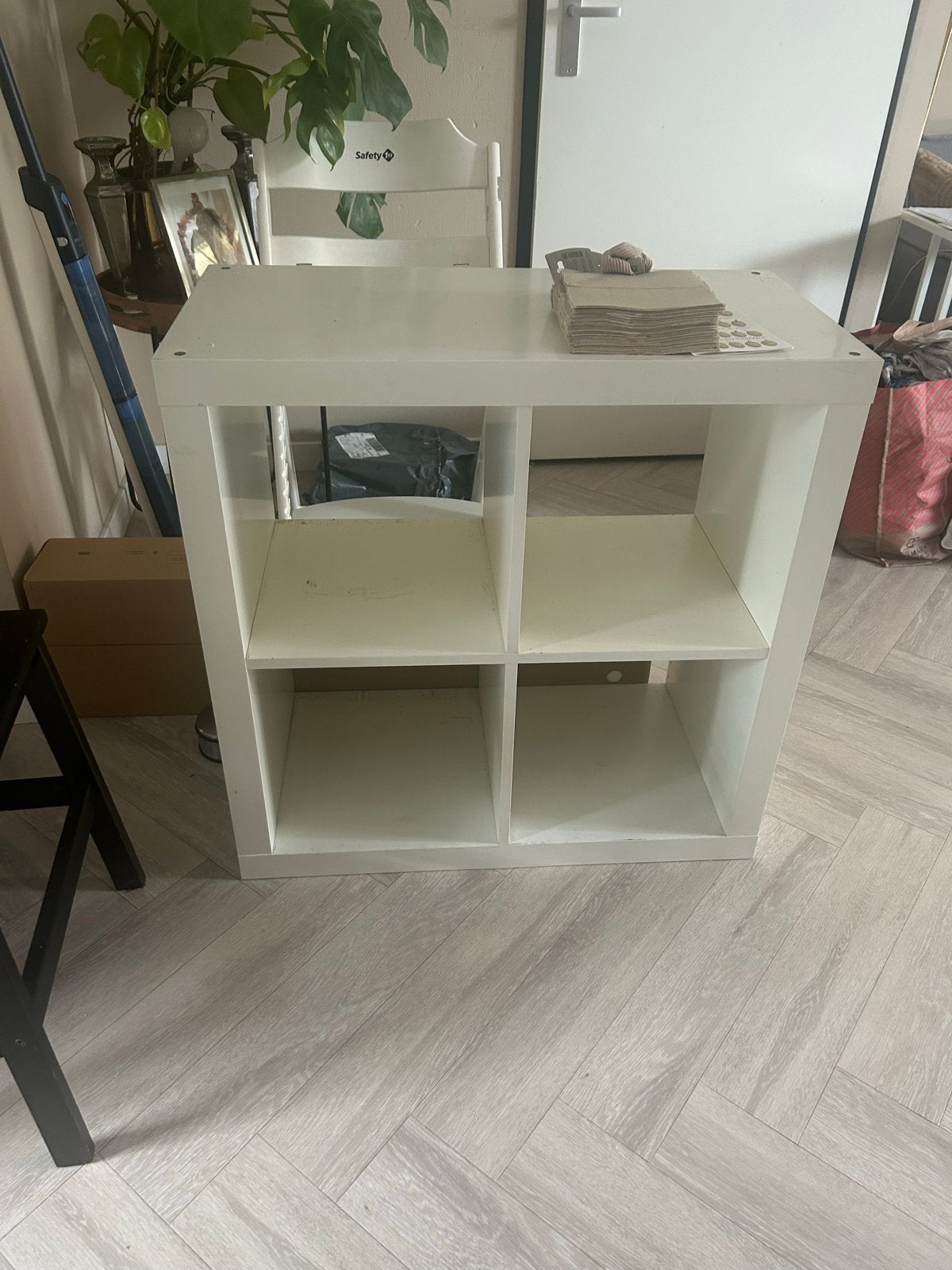 IKEA Kallax kast wit 4 vakken, Ophalen, Met plank(en), Gebruikt, 50 tot 100 cm