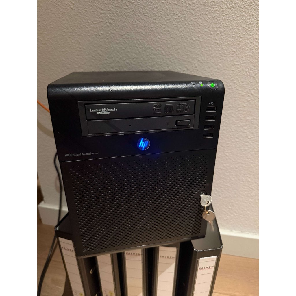 NAS HP ProLiant MicroServer Gen9 configured as NAS 7.8 GB R5, Ophalen of Verzenden, Besturingssystemen