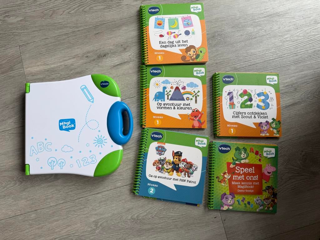 VTech MagiBook met 5 boekjes, Ophalen of Verzenden, Gebruikt, Taal en Lezen, Met geluid