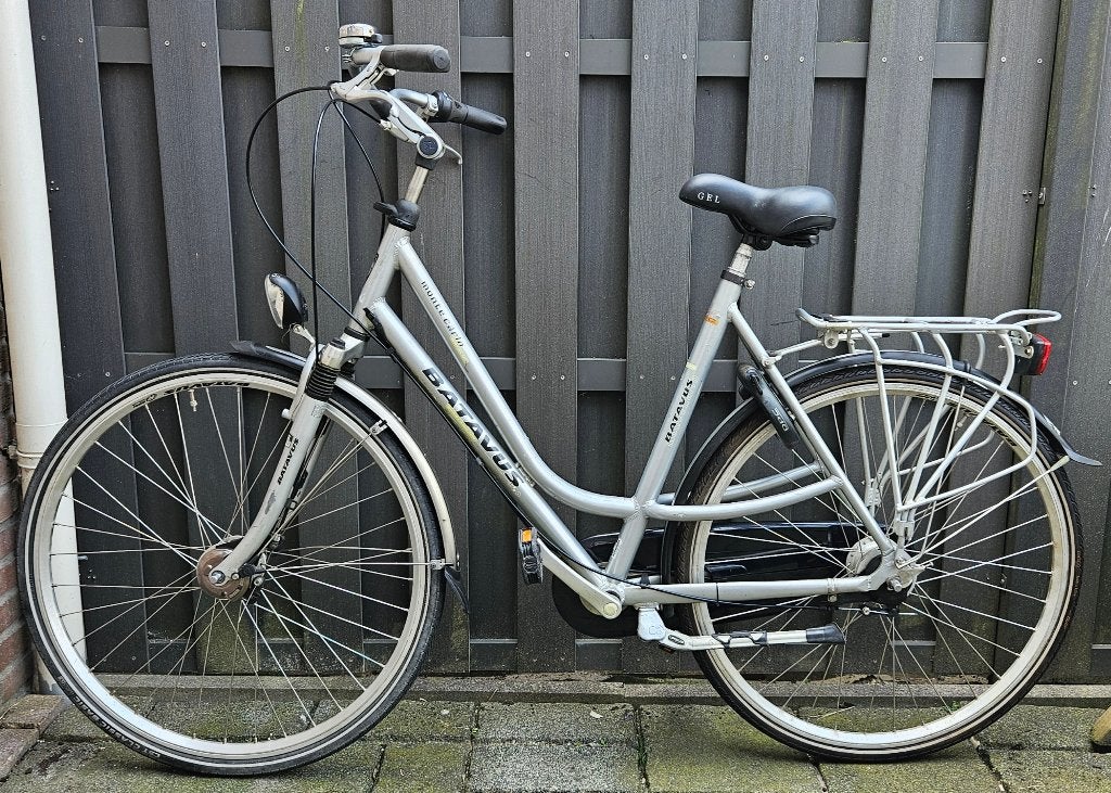 Batavus damesfiets met versnellingen met nieuw zadel, Ophalen, Gebruikt, Versnellingen, Batavus
