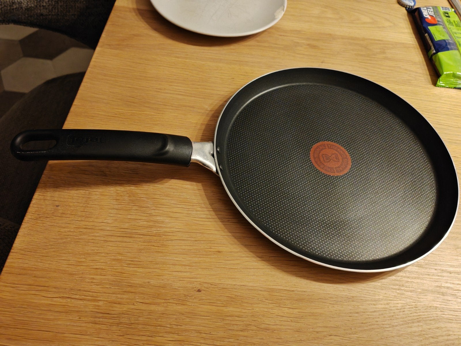 Nieuwe Tefal pannenkoekenpan (niet voor inductie), Pannenkoekenpan, Tefal, Antiaanbaklaag, Ophalen of Verzenden