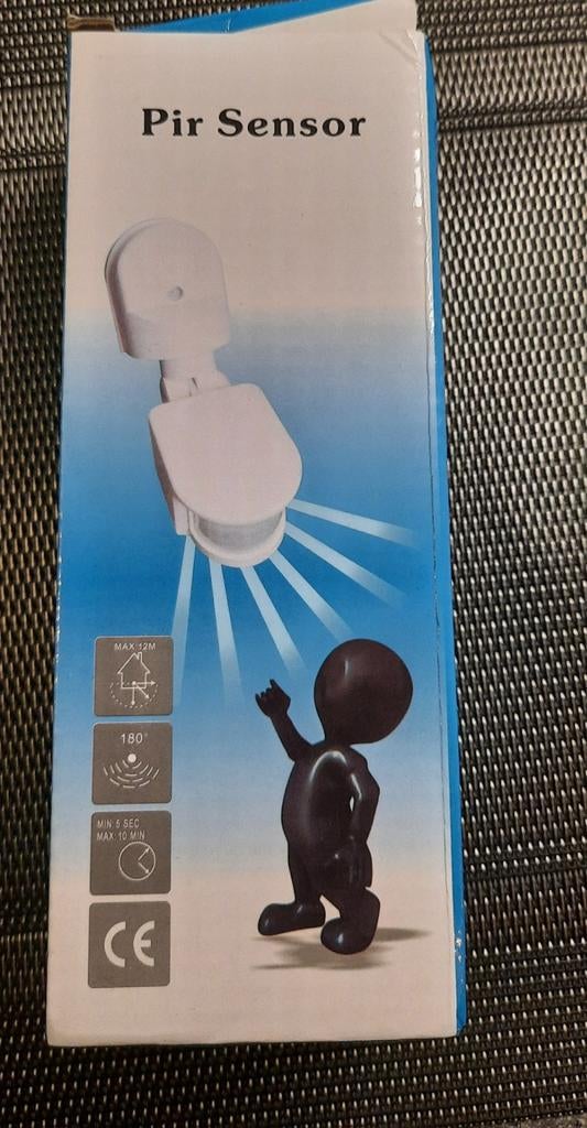 Nieuwe sensor lamp voor buiten, Tuin en Terras, Buitenverlichting, Ophalen of Verzenden, Nieuw, Overige typen