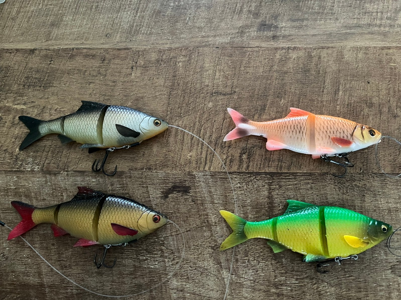 Savage Gear 4D line thru Roach € 9.50 p/st, Ophalen of Verzenden, Zo goed als nieuw, Overige typen