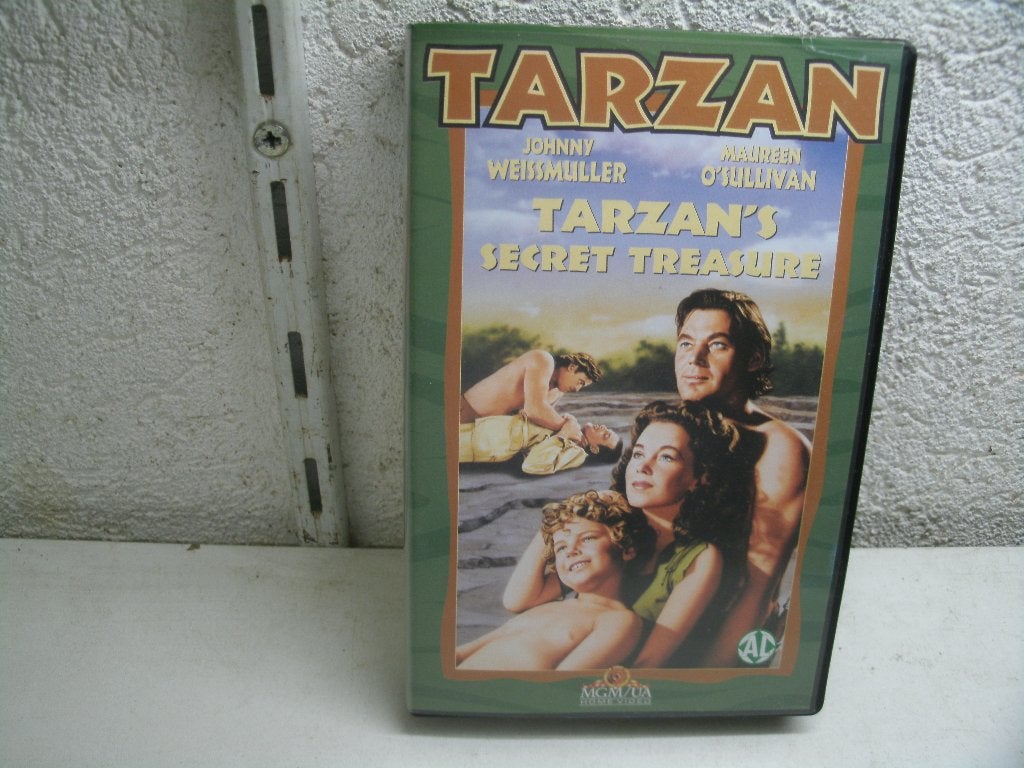 vhs 256b tarzan 's secret treasure, Alle leeftijden, Ophalen of Verzenden, Zo goed als nieuw, Actie en Avontuur