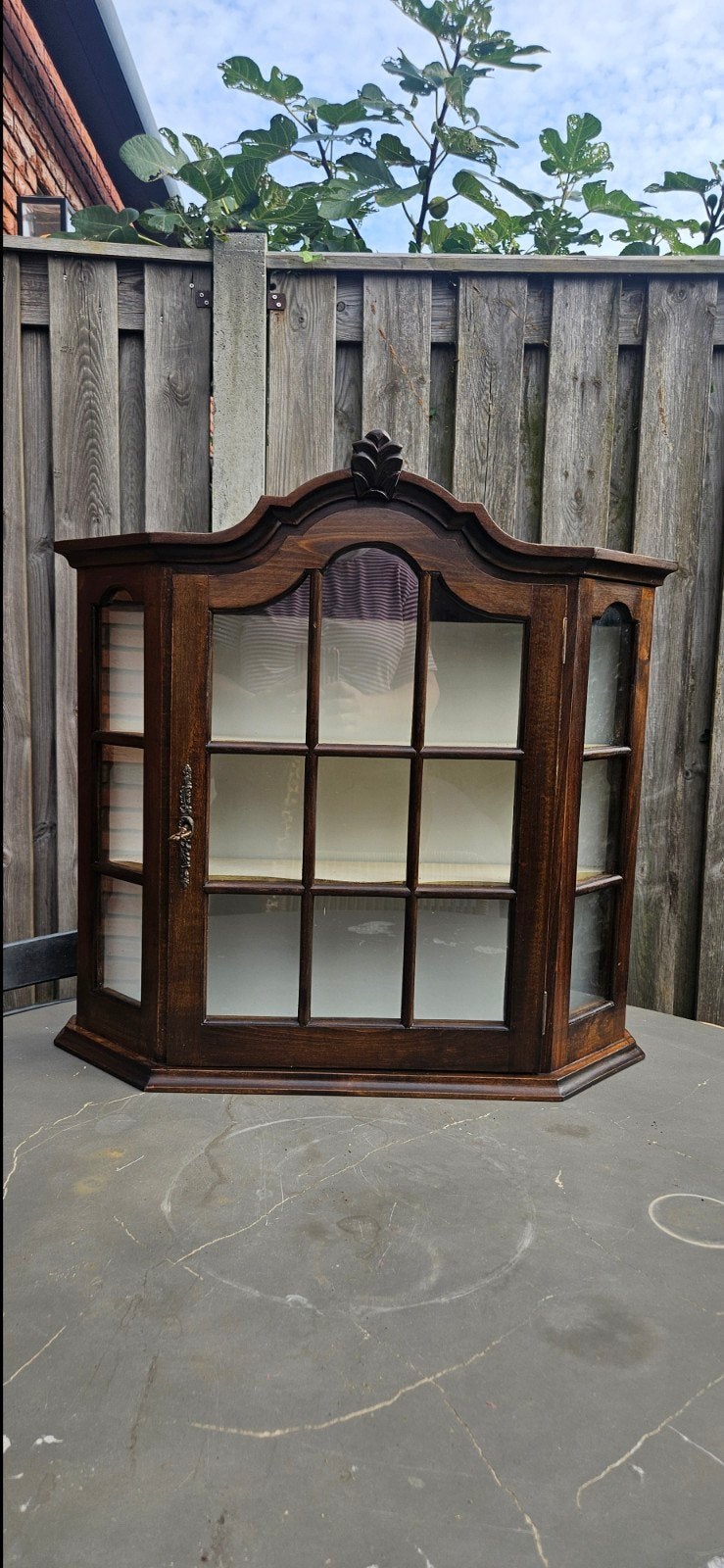 Vintage antieke vitrinekast houten wandvitrine theekast, Huis en Inrichting, Ophalen, Met deur(en), Antiek brocante, 50 tot 100 cm