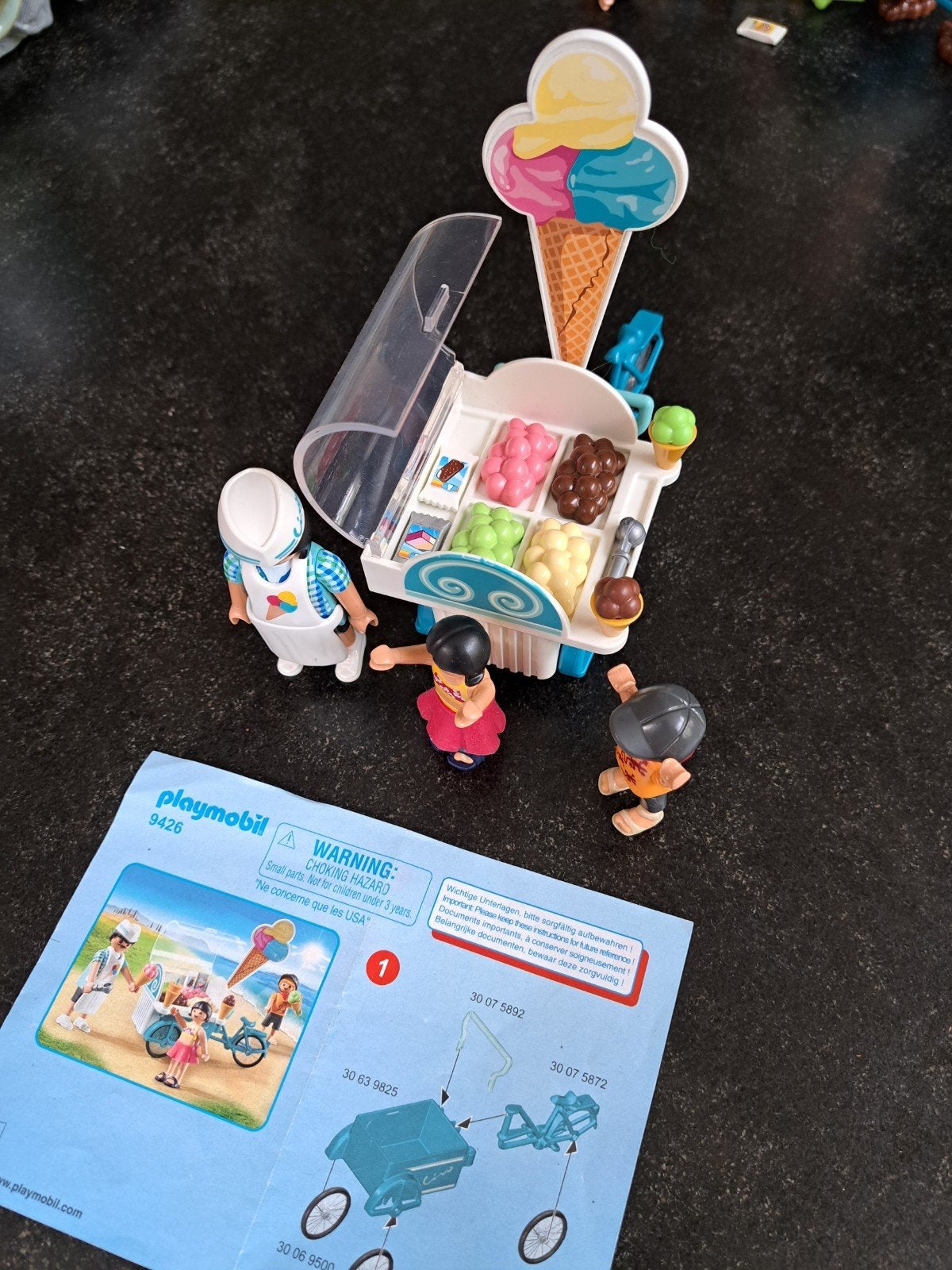 Playmobil IJscokar 9426 met figuren en accessoires, Ophalen of Verzenden, Zo goed als nieuw, Jongen of Meisje