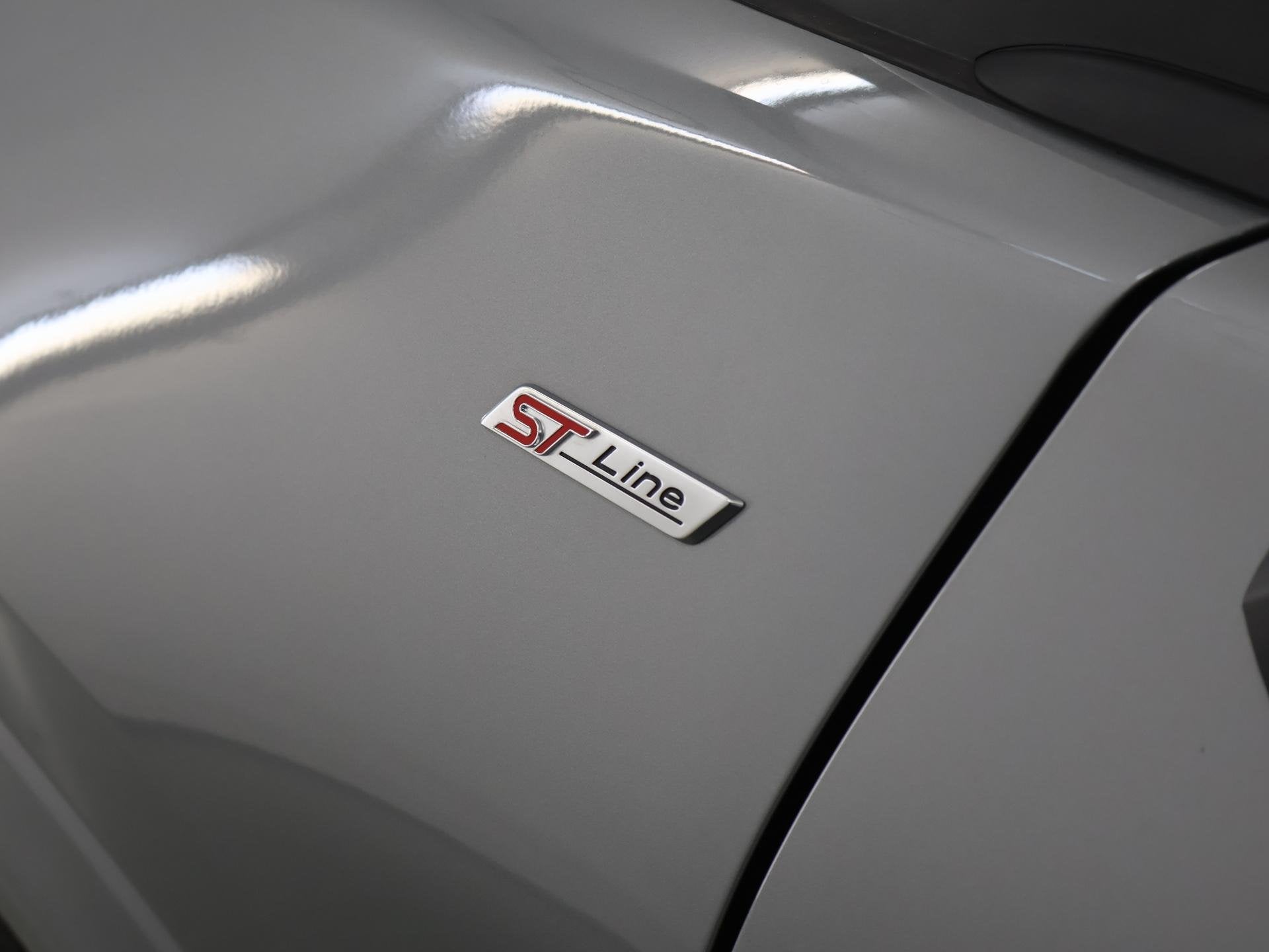Foto 38 van Ford Puma 1.0 EcoBoost Hybrid ST-Line X | Winterpakket | Cru