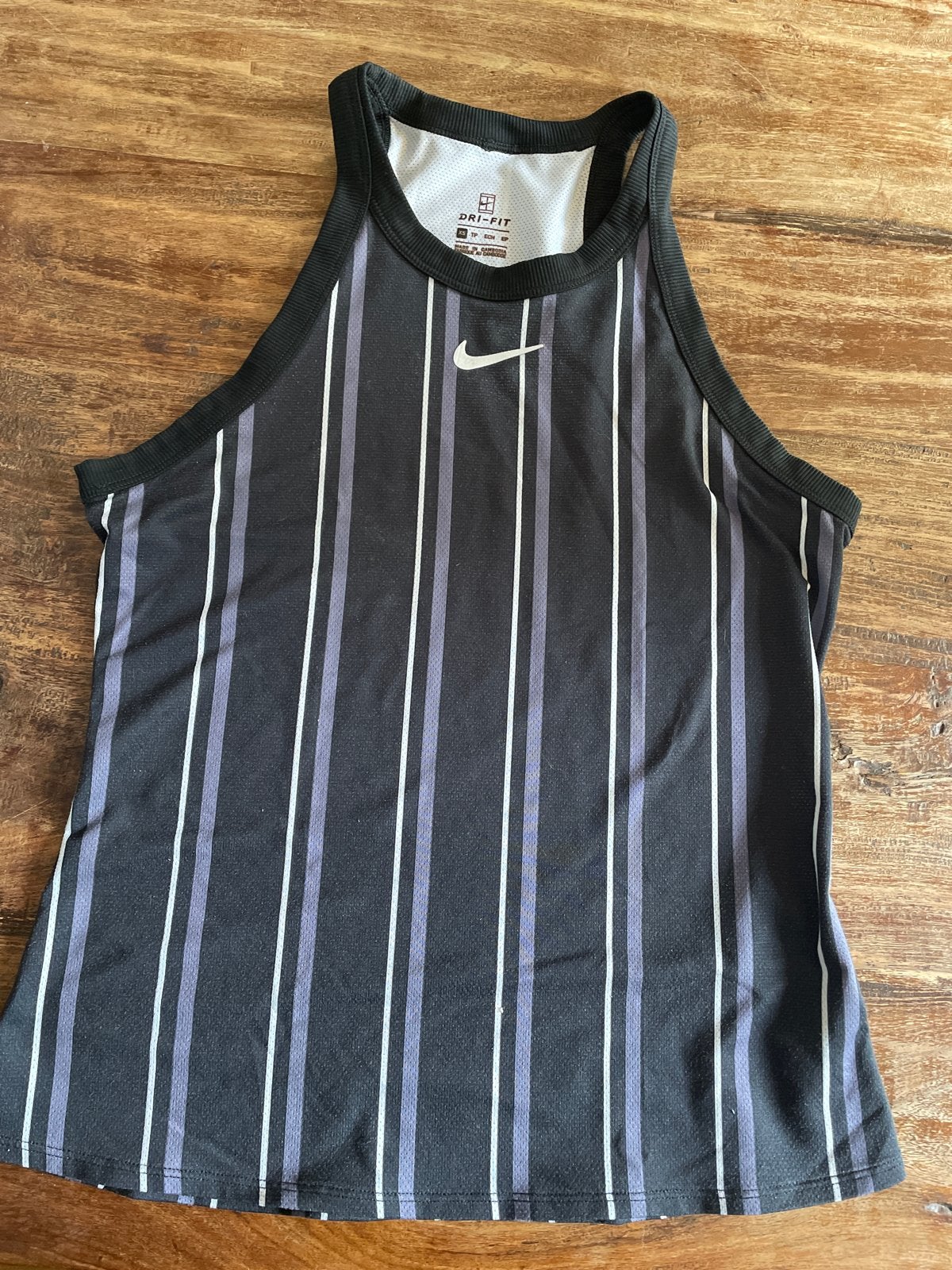 Mooie Nike tennis tanktop meisjes maat 122-128, Ophalen, Zo goed als nieuw, Meisje, Sport- of Zwemkleding
