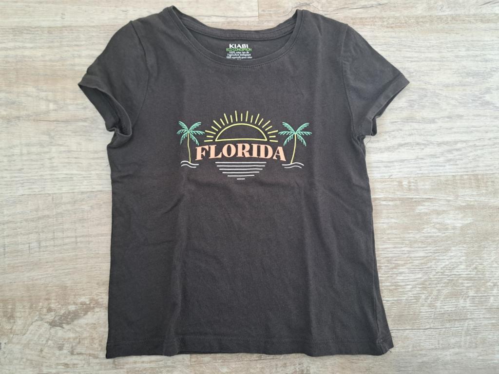 Zwart t-shirt met Florida print maat 110, Kinderen en Baby's, Kinderkleding | Maat 110, Kiabi, Meisje, Ophalen of Verzenden, Zo goed als nieuw
