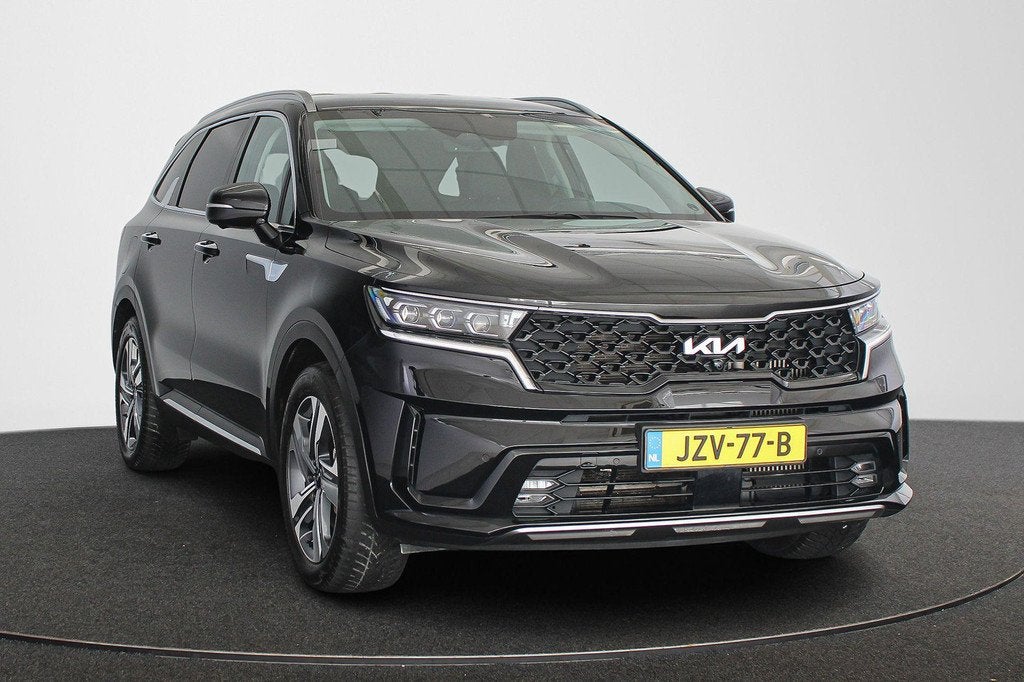 Kia Sorento 1.6 T-GDI Plug-in Hybrid 4WD DynamicLine Trekhaa, Automaat, 14 kWh, 4 cilinders, Zwart
