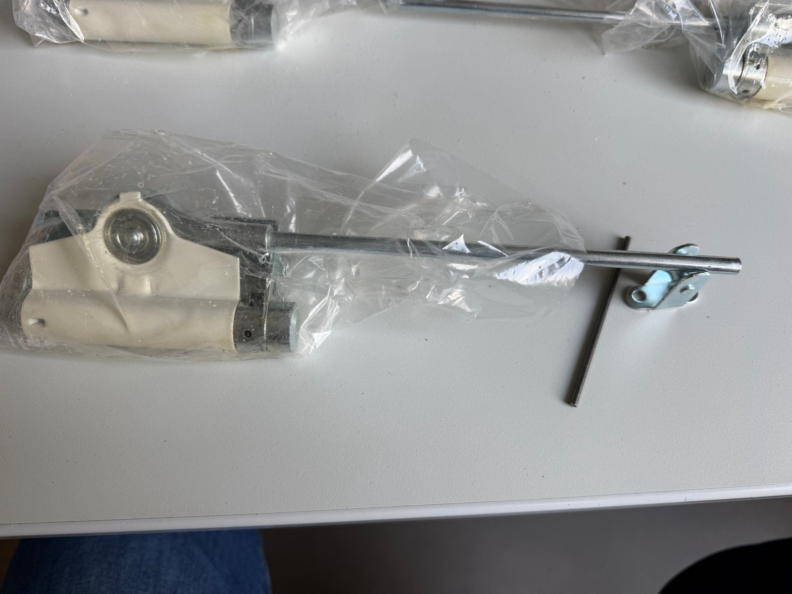 Deurdranger compleet - Nieuw in verpakking, Ophalen of Verzenden, Nieuw, Overige materialen, Overige typen