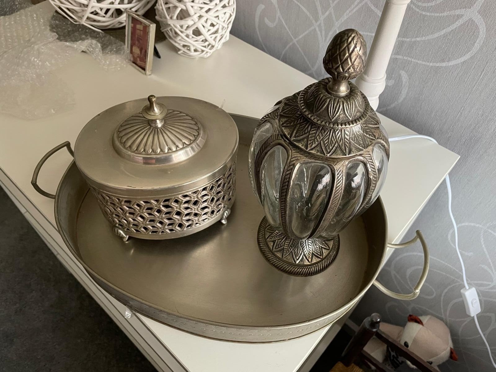 dienblad met woonaccessoires, Ophalen of Verzenden, Zo goed als nieuw, Rond, Dienblad