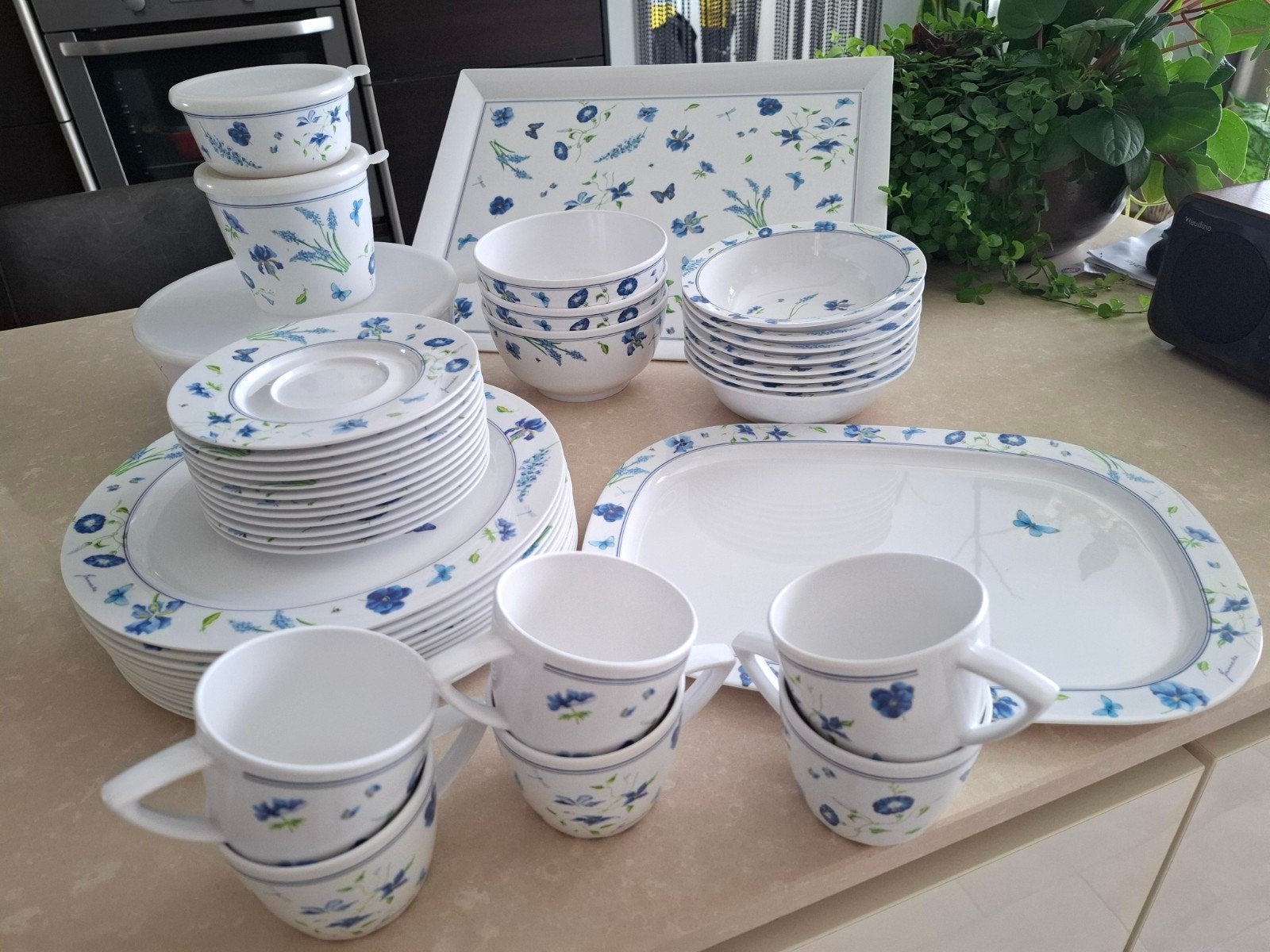 Janneke Brinkman campingservies met vlinders en bloemen, Ophalen of Verzenden, Zo goed als nieuw