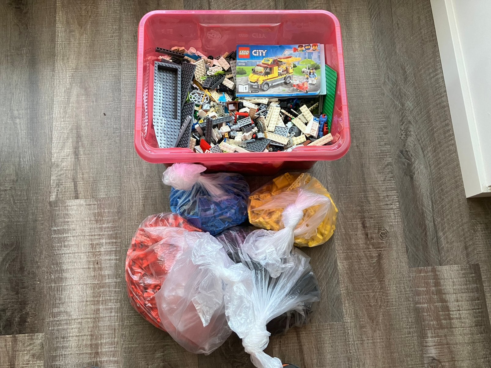 2 bakken vol met lego, Ophalen of Verzenden, Zo goed als nieuw