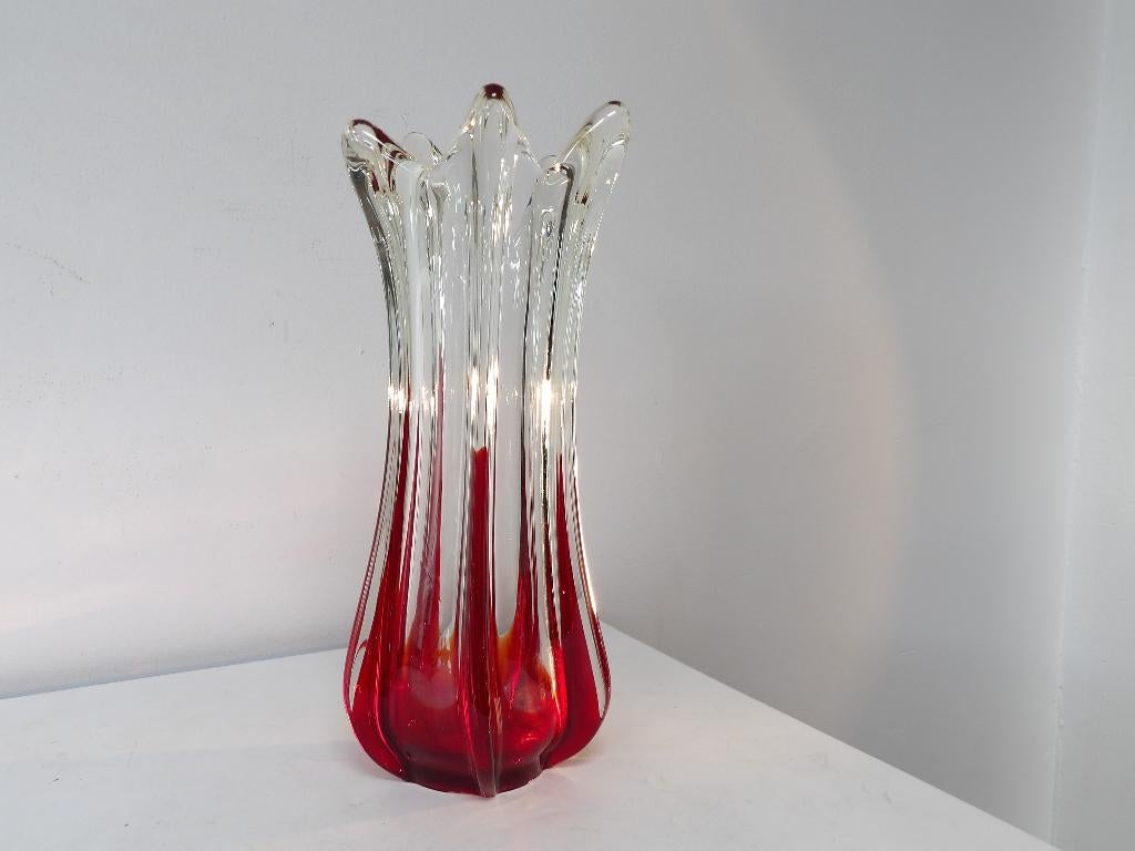 Murano Sixties Vaas rood, Antiek en Kunst, Antiek | Vazen, Ophalen of Verzenden