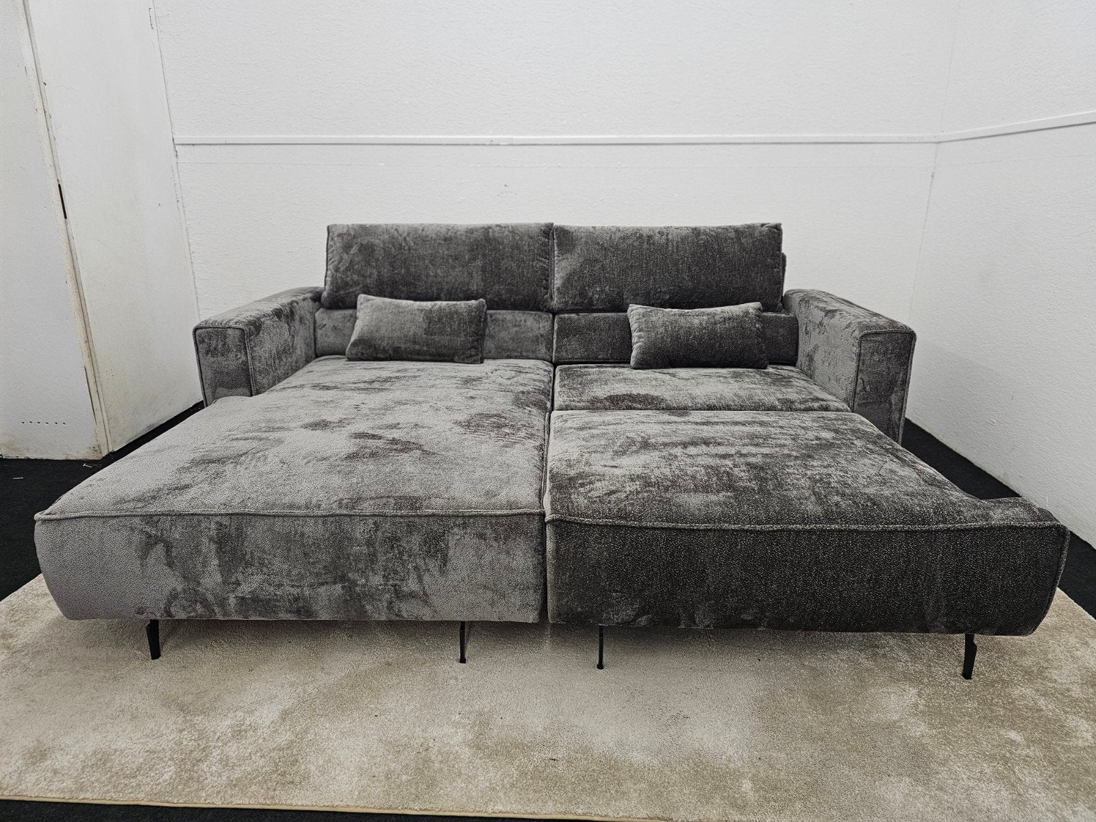 Nieuw! Opruiming! - Kenzo Luxe Slaapbank, Zo goed als nieuw, Info@homefriesland.nl, Vierpersoons of meer, Home Friesland