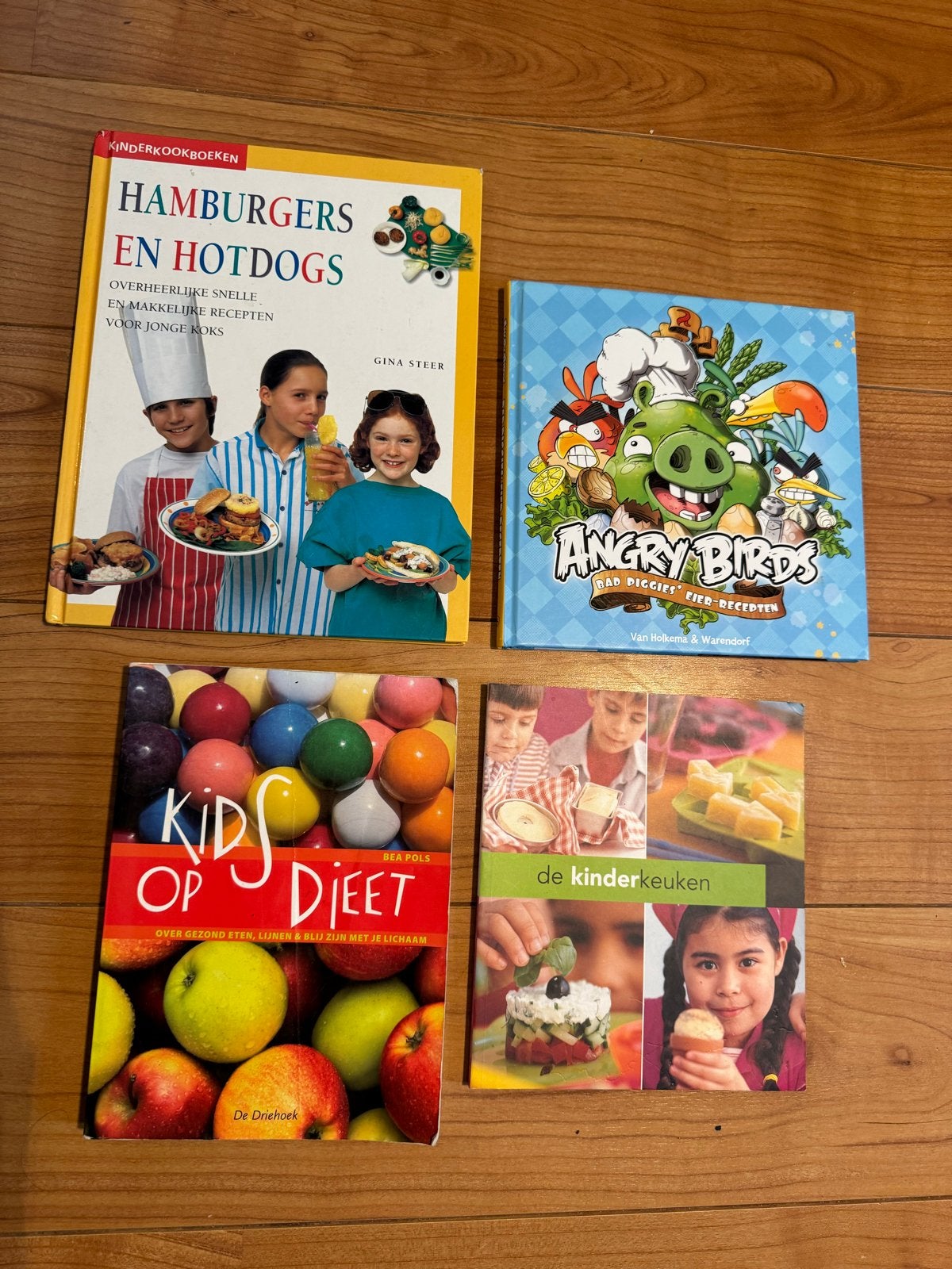 Bundel kinder kookboeken: Angry Birds, Hamburgers, Kids op D, Boeken, Gelezen, Hoofdgerechten, Ophalen of Verzenden, Gezond koken