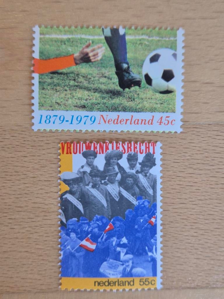 Nederland 1979 voetbal en vrouwenkiesrecht, Ophalen of Verzenden, Na 1940, Postfris