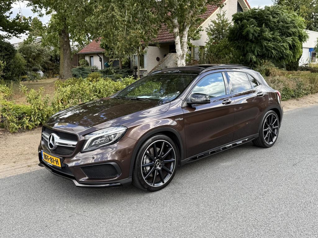 Mercedes-Benz GLA-klasse AMG 45 4MATIC Edition1 381PK•Pano, Auto's, Mercedes-Benz, Automaat, Bi-Xenon koplampen, Gebruikt, Euro 6
